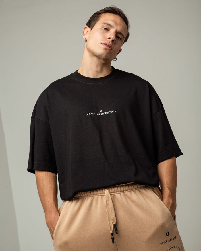 Ανδρικό μπλουζάκι oversized σε μαύρο χρώμα