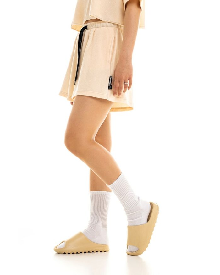 Woman Shorts Towel Beige
