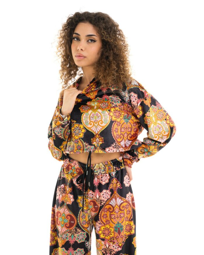 Velvet Hoodie Crop Print 3