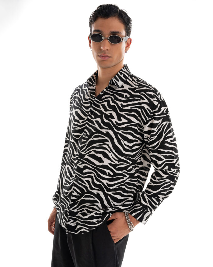 Oversized Shirt Zebra